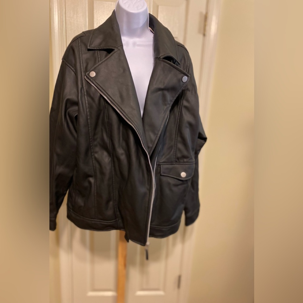 NWT Universal Thread - Black Faux Leather Moto Jacket, Size: XL